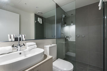 Playhouse Apartments - Accommodation Whitsundays 4