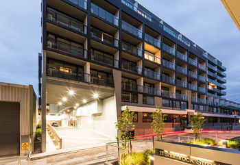 Playhouse Apartments - Accommodation Whitsundays 9