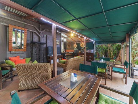 One Thornbury Boutique Bed & Breakfast - Accommodation Whitsundays 0