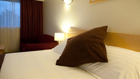 BEST WESTERN Balmoral Motor Inn - Accommodation Whitsundays 1