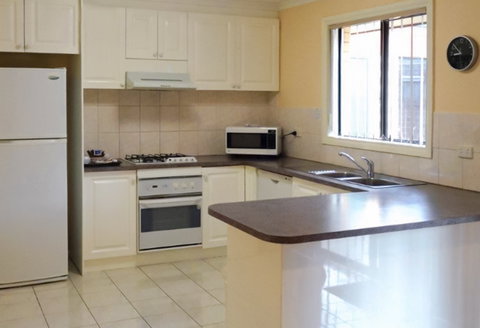 BEST WESTERN Fawkner Airport Motor Inn And Serviced Apartments - Accommodation Whitsundays 4