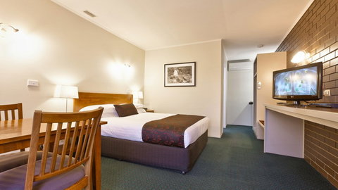 BEST WESTERN Stagecoach Motel - Accommodation Whitsundays 4