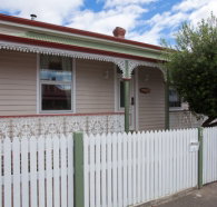 Newdegate House - Accommodation Whitsundays