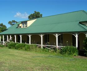 Cleburne - Accommodation Whitsundays 3