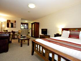 Grosvenor Court Apartments - Accommodation Whitsundays 1