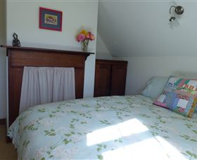 Flimby Bed & Breakfast - Accommodation Whitsundays 0