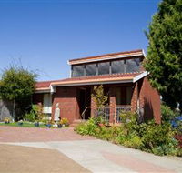 Waterside Accommodation - Derwent Retreat - Accommodation Whitsundays