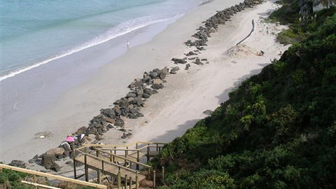 Clifftop Accommodation Portland Victoria - Accommodation Whitsundays 5