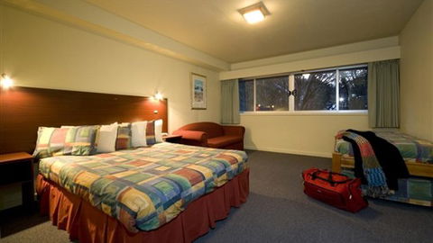Diana Alpine Lodge - Accommodation Whitsundays 0