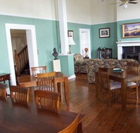 Bank on Main - Accommodation Whitsundays