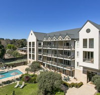 Portsea Village Resort