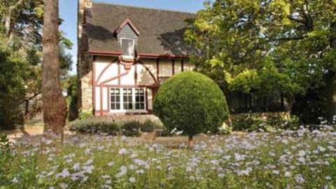 Briarswood Cottage Bed And Breakfast - Accommodation Whitsundays 0