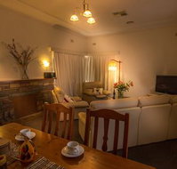 Benson House and Benson Lodge - Accommodation Whitsundays