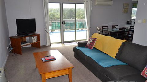 House On The Hill Port Campbell - Accommodation Whitsundays 0