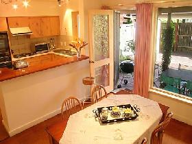 Adelaide Serviced Apartments - William Townhouse - Accommodation Whitsundays 2