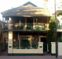 Grandview House Apartments - Glenelg - Accommodation Whitsundays