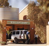 Mud Hut Motel - Accommodation Whitsundays