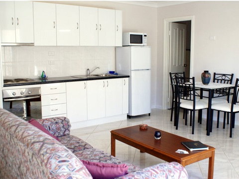 A Good Rest B&B - Accommodation Whitsundays 2