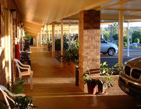 Allan Cunningham Motel And Old Wagon Restaurant - Accommodation Whitsundays 5