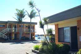 Aquatic Motel - Accommodation Whitsundays 0