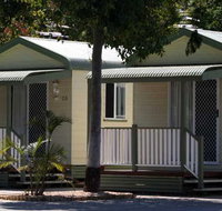Emerald Cabin  Caravan Village - Accommodation Whitsundays
