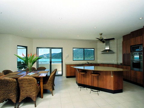 Portside Whitsunday - Accommodation Whitsundays 1