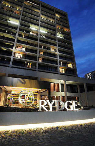 QT Canberra - Accommodation Whitsundays 1