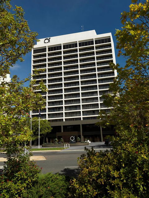 QT Canberra - Accommodation Whitsundays 2