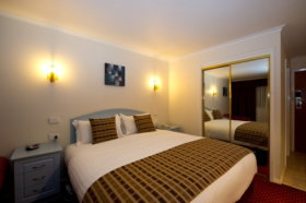 BEST WESTERN Balmoral Motor Inn - Accommodation Whitsundays 4