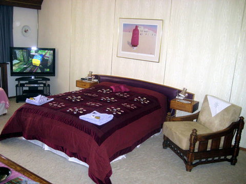 Sages' Haus B&B - Accommodation Whitsundays 0