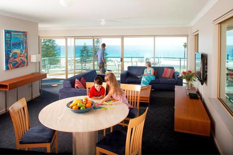 Seashells Scarborough - Accommodation Whitsundays 2