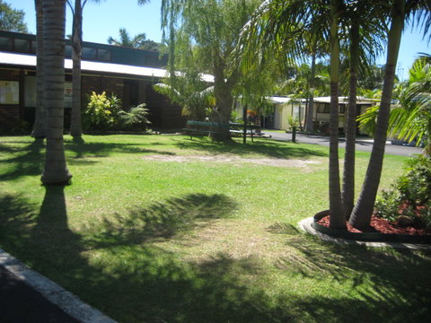 Sussex Palms Holiday Park - Accommodation Whitsundays 0