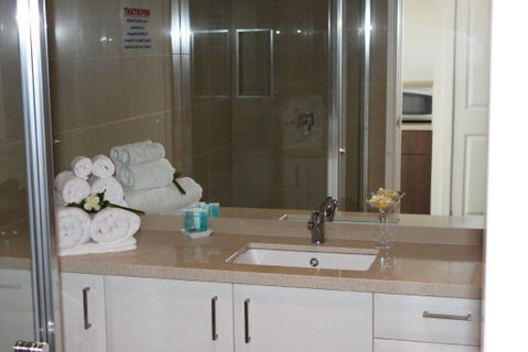 The Bay Motel - Safety Beach - Accommodation Whitsundays 10