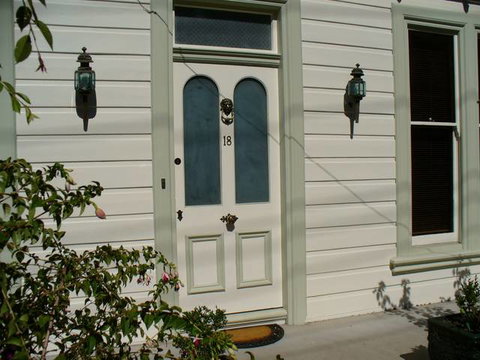 TRC House - Accommodation Whitsundays 1