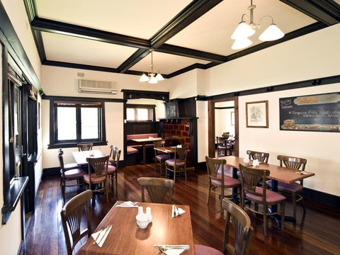 Wesley Lodge - Accommodation Whitsundays 4