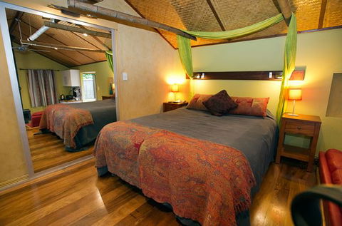 Witches Falls Cottages - Accommodation Whitsundays 0