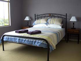 Jacaranda Heights Bed And Breakfast - Accommodation Whitsundays 1