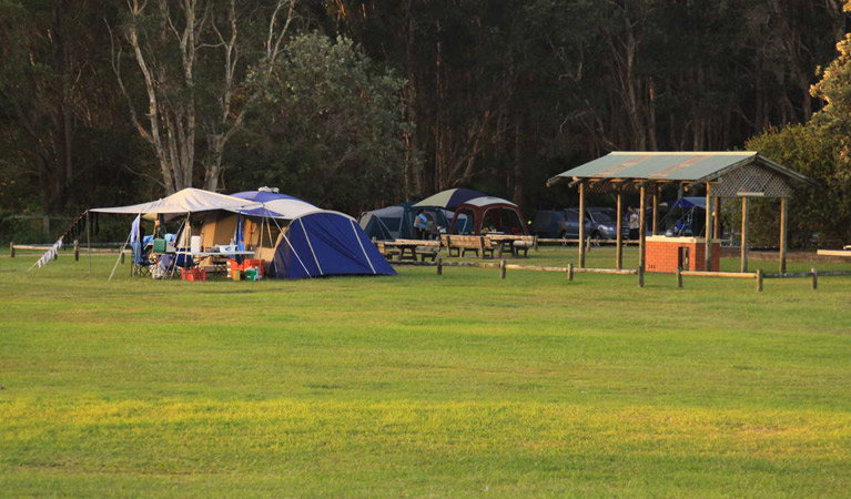 Booti Booti NSW Accommodation Whitsundays