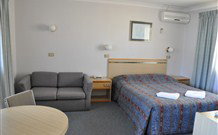 Abel Tasman Motel - Batehaven - Accommodation Whitsundays 0