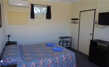 Bluey Motel - Lightning Ridge - Accommodation Whitsundays 0