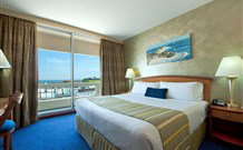 Quality Hotel NOAHS On The Beach - Newcastle - Accommodation Whitsundays 2