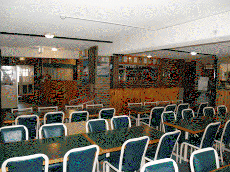 Acacia Snowy Motel - Accommodation Whitsundays 5