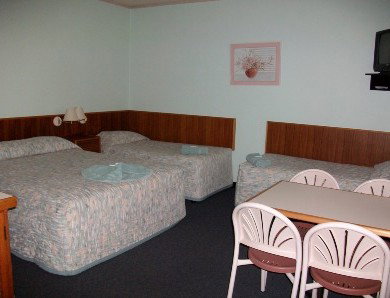 Alkira Motel - Accommodation Whitsundays 3