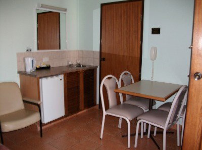 Alkira Motel - Accommodation Whitsundays 5