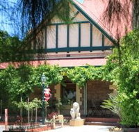 The Lodge Outback Motel - Accommodation Whitsundays