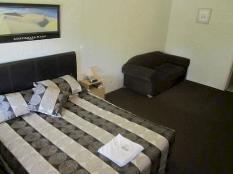 Motto Farm Motel - Accommodation Whitsundays 2