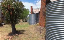 Aberfeldie Cottage B And B - Accommodation Whitsundays 0