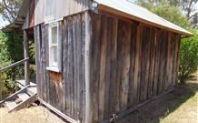 Aberfeldie Cottage B And B - Accommodation Whitsundays 4