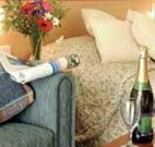 Escape  Valentine - Accommodation Whitsundays