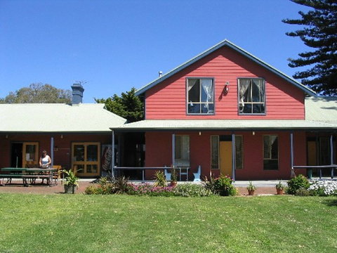 Dunsborough YHA - Accommodation Whitsundays 0